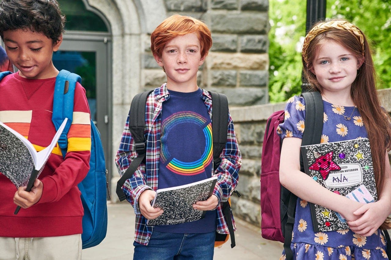 Families exchanging children's clothes through Upsized